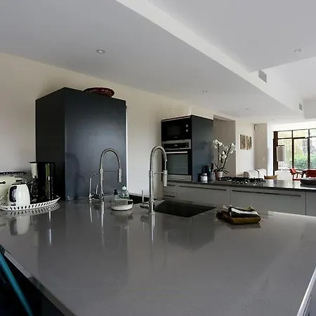 Elegant With Pool Near Montpellier Centre Vakantiehuis Mauguio