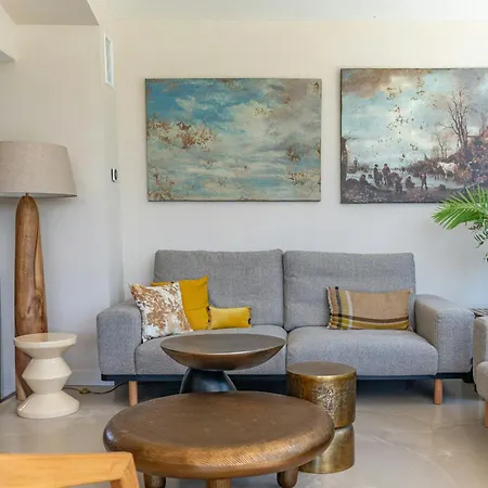 Elegant With Pool Near Montpellier Centre Vakantiehuis *