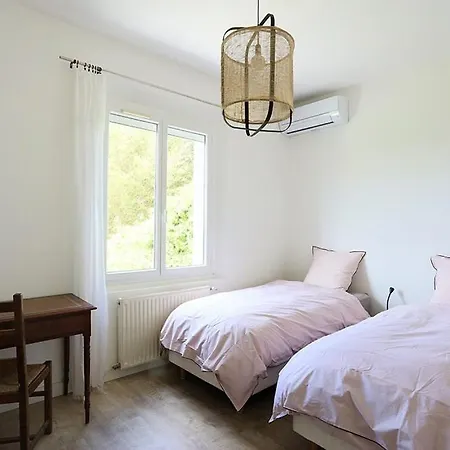 Дом отдыха Elegant With Pool Near Montpellier Centre