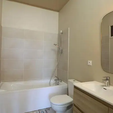 Elegant With Pool Near Montpellier Centre Дом отдыха