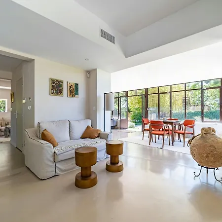 Дом отдыха Elegant With Pool Near Montpellier Centre